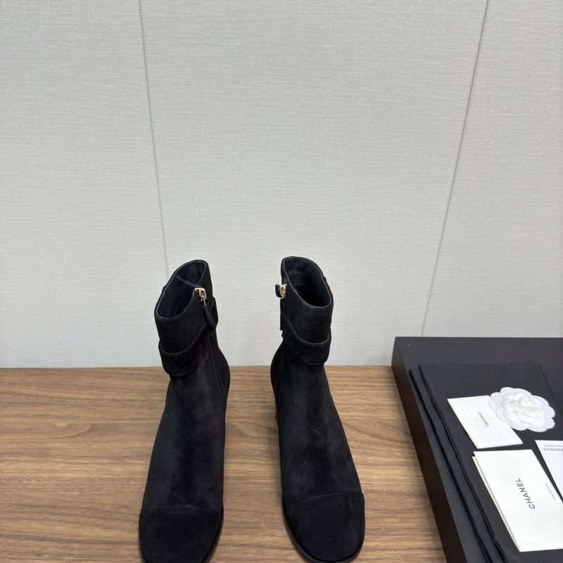 Ch*el boots